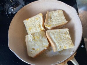 フレンチトーストの作り方３